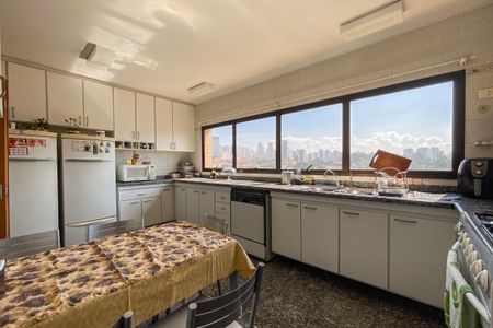 Apartamento à venda com 216m², 3 quartos e 3 vagasCozinha