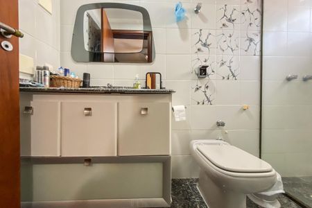 Apartamento à venda com 216m², 3 quartos e 3 vagasBanheiro Suíte 01