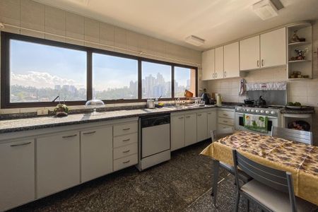 Apartamento à venda com 216m², 3 quartos e 3 vagasCozinha