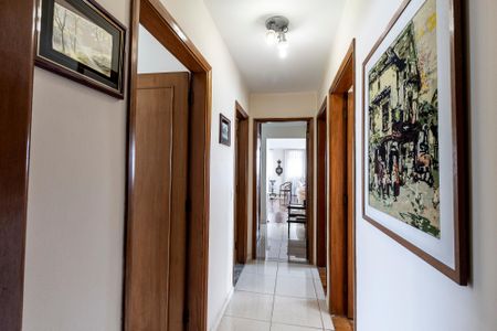 Apartamento para alugar com 190m², 4 quartos e 2 vagasCorredor