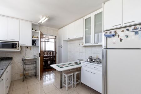 Apartamento para alugar com 190m², 4 quartos e 2 vagasCozinha