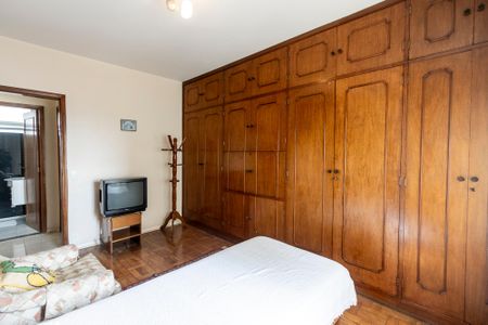 Apartamento para alugar com 190m², 4 quartos e 2 vagasQuarto 2