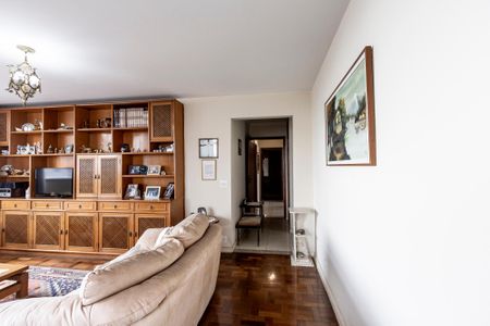 Apartamento para alugar com 190m², 4 quartos e 2 vagasSala