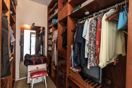 Apartamento para alugar com 190m², 4 quartos e 2 vagasSuíte