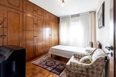 Apartamento para alugar com 190m², 4 quartos e 2 vagasQuarto 2