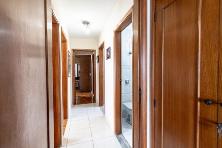 Apartamento para alugar com 190m², 4 quartos e 2 vagasCorredor