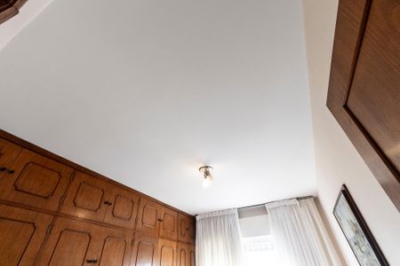 Apartamento para alugar com 190m², 4 quartos e 2 vagasQuarto 2