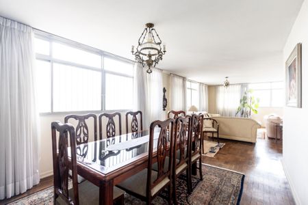 Apartamento para alugar com 190m², 4 quartos e 2 vagasSala