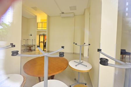 Apartamento à venda com 66m², 2 quartos e 1 vaga Apartamento à venda com 66m², 2 quartos e 1 vagaÁrea comum