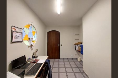 Casa à venda com 360m², 4 quartos e 5 vagasEscritório