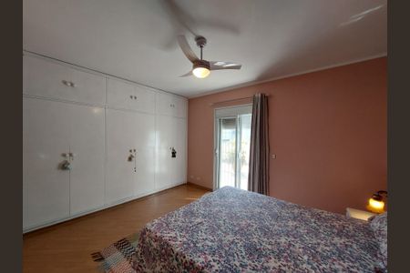 Casa à venda com 360m², 4 quartos e 5 vagasSuíte 1