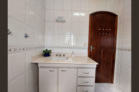 Casa à venda com 360m², 4 quartos e 5 vagasBanheiro 1