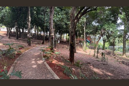 Apartamento para alugar com 110m², 2 quartos e 2 vagasÁrea comum - Área verde