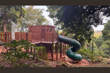 Apartamento para alugar com 110m², 2 quartos e 2 vagasÁrea comum - Área verde