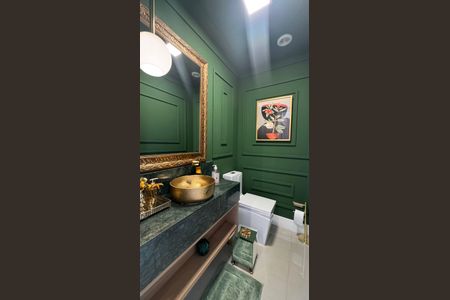 Apartamento para alugar com 110m², 2 quartos e 2 vagasLavabo