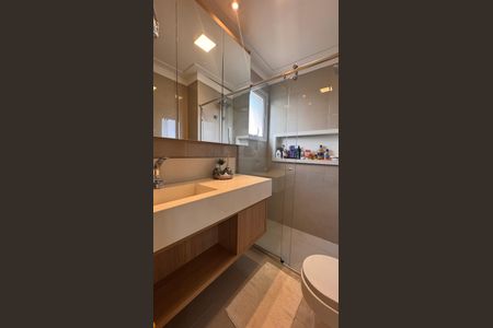 Apartamento para alugar com 110m², 2 quartos e 2 vagasBanheiro da Suíte 1