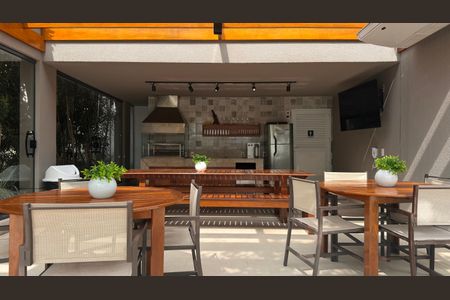 Apartamento para alugar com 110m², 2 quartos e 2 vagasÁrea comum - Churrasqueira