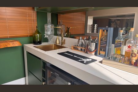 Apartamento para alugar com 110m², 2 quartos e 2 vagasCozinha