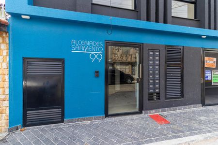 Apartamento à venda com 88m², 2 quartos e 1 vaga Apartamento à venda com 88m², 2 quartos e 1 vagaFachada