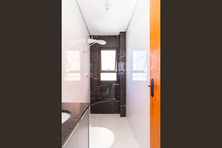 Apartamento à venda com 88m², 2 quartos e 1 vaga Apartamento à venda com 88m², 2 quartos e 1 vagaBanheiro