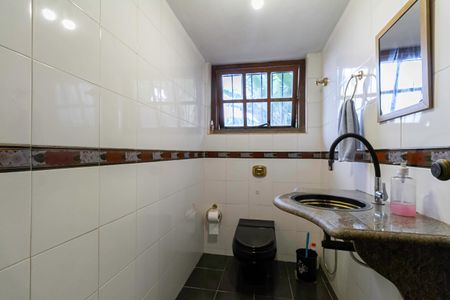 Casa à venda com 463m², 4 quartos e 5 vagasLavabo