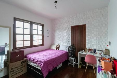 Casa à venda com 463m², 4 quartos e 5 vagasQuarto 2