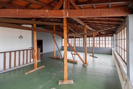 Casa à venda com 463m², 4 quartos e 5 vagasTerraço