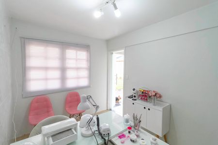 Casa à venda com 463m², 4 quartos e 5 vagasQuarto de serviço