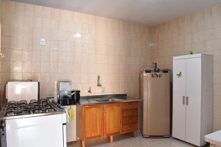 Casa à venda com 480m², 4 quartos e 3 vagasCozinha