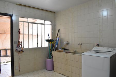 Casa à venda com 480m², 4 quartos e 3 vagasÁrea de Serviço