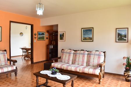 Casa à venda com 480m², 4 quartos e 3 vagasSala de Estar
