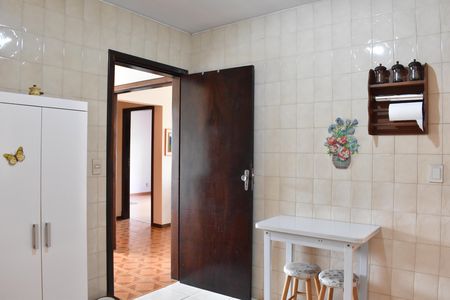 Casa à venda com 480m², 4 quartos e 3 vagasCozinha