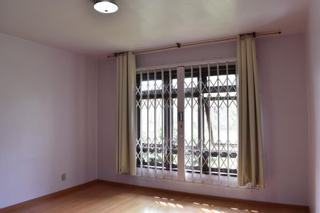 Casa à venda com 480m², 4 quartos e 3 vagasSuíte