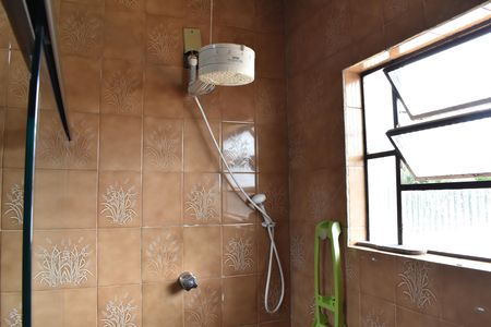 Casa à venda com 480m², 4 quartos e 3 vagasBanheiro 