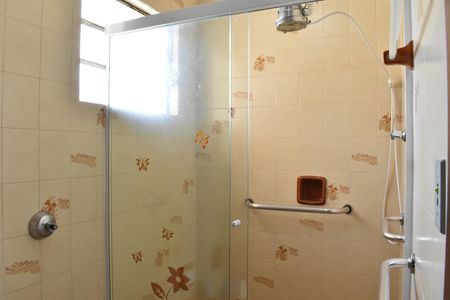 Casa à venda com 480m², 4 quartos e 3 vagasBanheiro da Suíte