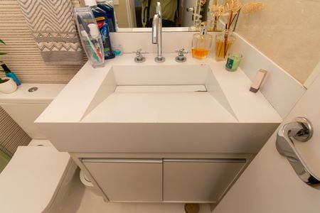 Apartamento à venda com 58m², 2 quartos e 1 vaga Apartamento à venda com 58m², 2 quartos e 1 vagaBanheiro da Suíte