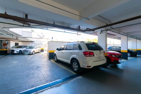 Apartamento à venda com 58m², 2 quartos e 1 vaga Apartamento à venda com 58m², 2 quartos e 1 vagaGaragem