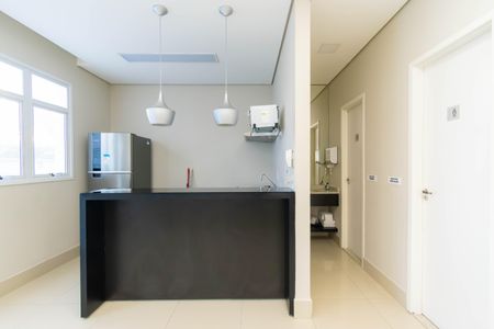 Apartamento à venda com 58m², 2 quartos e 1 vaga Apartamento à venda com 58m², 2 quartos e 1 vagaÁrea comum - Salão de festas