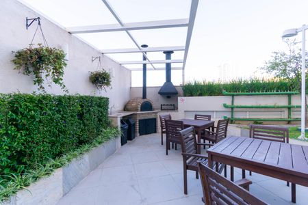 Apartamento à venda com 58m², 2 quartos e 1 vaga Apartamento à venda com 58m², 2 quartos e 1 vagaÁrea comum - Churrasqueira