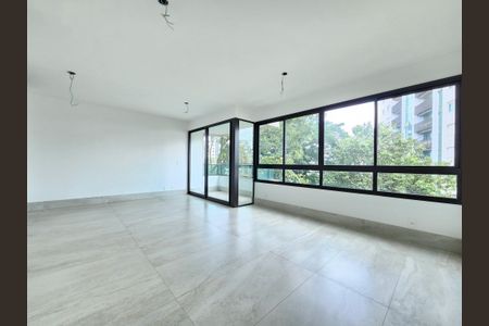 Apartamento à venda com 140m², 4 quartos e 4 vagasSala