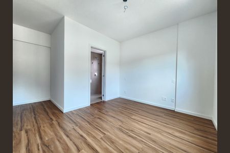 Apartamento à venda com 140m², 4 quartos e 4 vagasSuíte 1