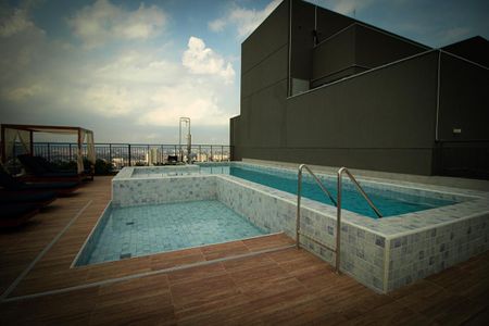 Apartamento para alugar com 63m², 2 quartos e 1 vaga Apartamento para alugar com 63m², 2 quartos e 1 vagaÁrea comum - Piscina