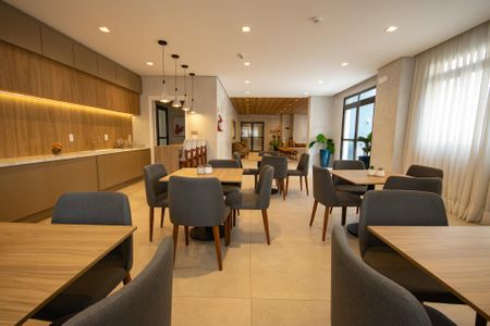 Apartamento para alugar com 63m², 2 quartos e 1 vaga Apartamento para alugar com 63m², 2 quartos e 1 vagaÁrea comum - Salão de festas