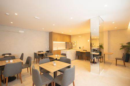 Apartamento para alugar com 63m², 2 quartos e 1 vaga Apartamento para alugar com 63m², 2 quartos e 1 vagaÁrea comum - Salão de festas