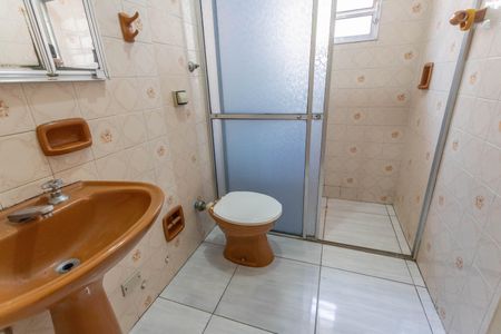 Casa à venda com 300m², 4 quartos e 2 vagasBanheiro 1