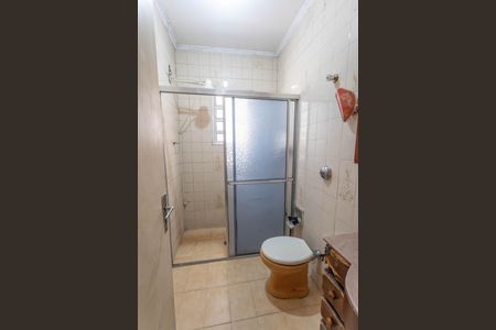 Casa à venda com 300m², 4 quartos e 2 vagasBanheiro 2