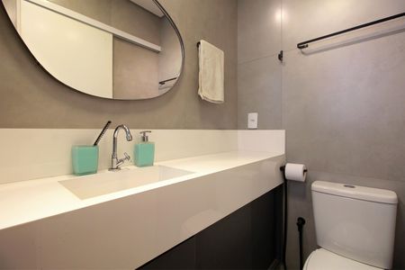 Apartamento à venda com 110m², 2 quartos e 2 vagasBanheiro da Suíte 2