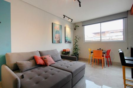 Apartamento à venda com 110m², 2 quartos e 2 vagasSala