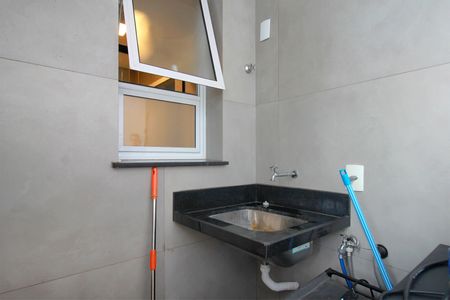 Apartamento à venda com 110m², 2 quartos e 2 vagasÁrea de Serviço