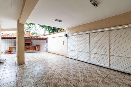 Casa para alugar com 250m², 3 quartos e 2 vagas Casa para alugar com 250m², 3 quartos e 2 vagasÁrea externa / Garagem